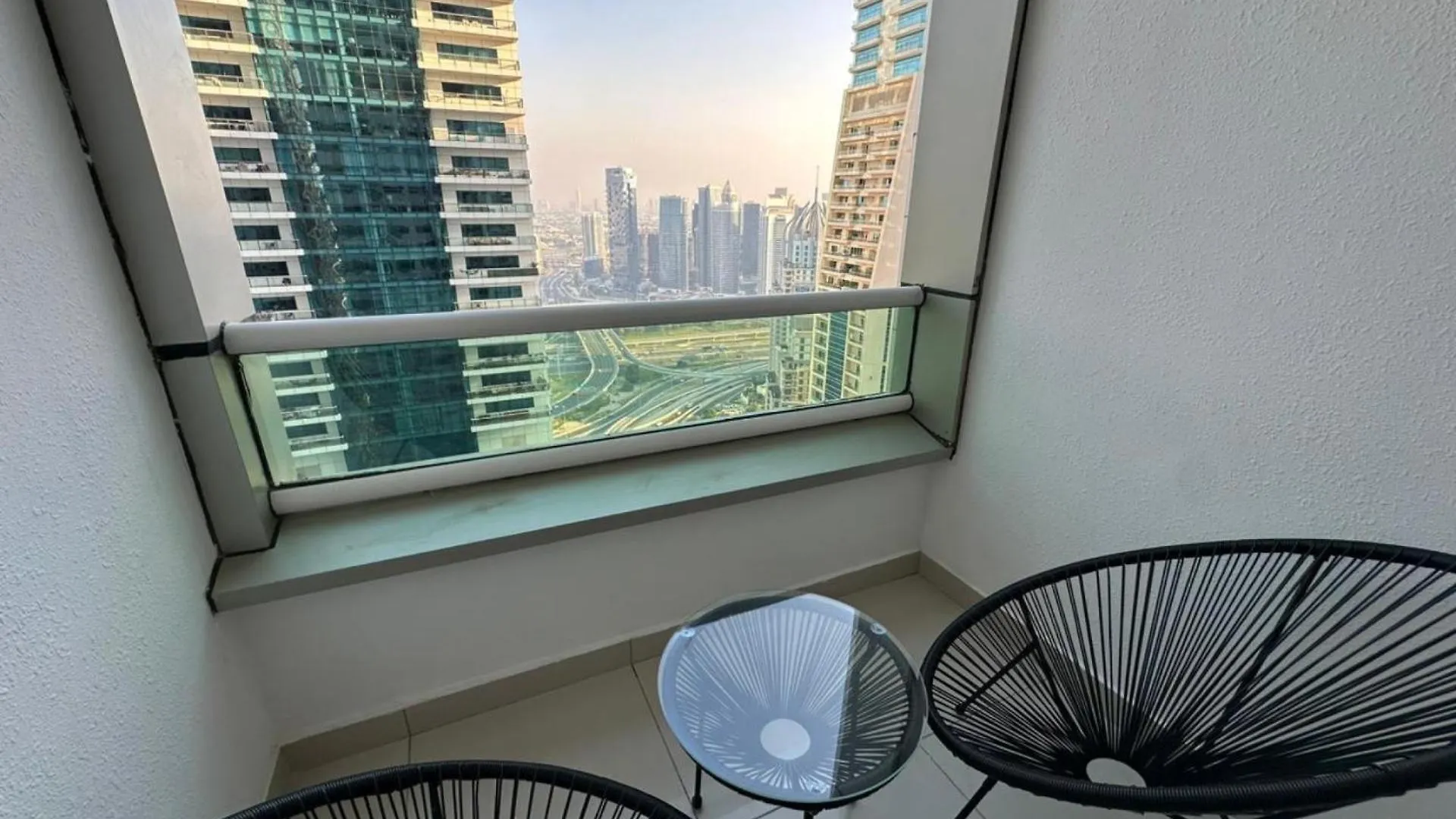 Marina Pinnacle Entire 1 Bed Room Apartment Top Floor View Dubai Marina 0*,  아랍에미리트