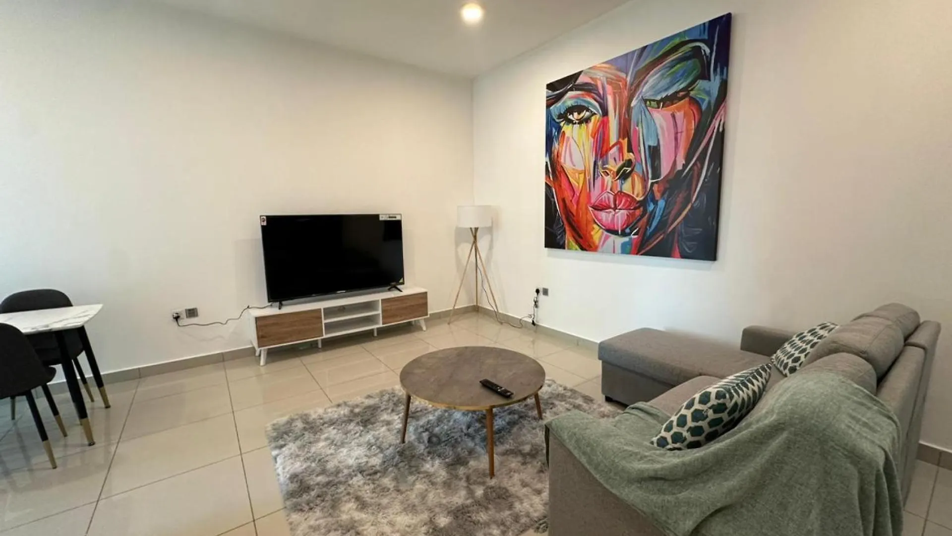 Marina Pinnacle Entire 1 Bed Room Apartment Top Floor View Dubai Marina United Arab Emirates