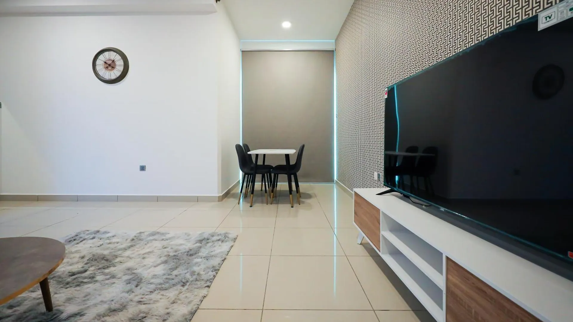 Marina Pinnacle Entire 1 Bed Room Apartment Top Floor View Dubai Marina United Arab Emirates